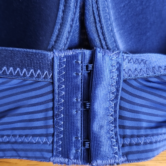PURE BEAUTY Womens Blue Lightly Lined, Wireless Bra - Size 42D - Picture 4 of 5